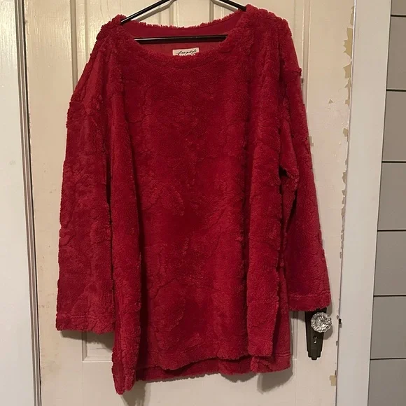 Free People Calla Sherpa Oversized  Vibrant Red Floral Sweater Cozy Romantic XL - Picture 2 of 5